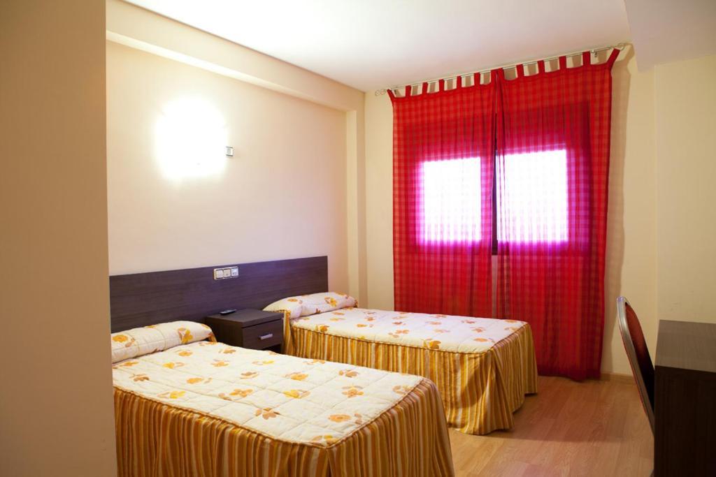 Hotel Casa Marzo Cariñena Δωμάτιο φωτογραφία